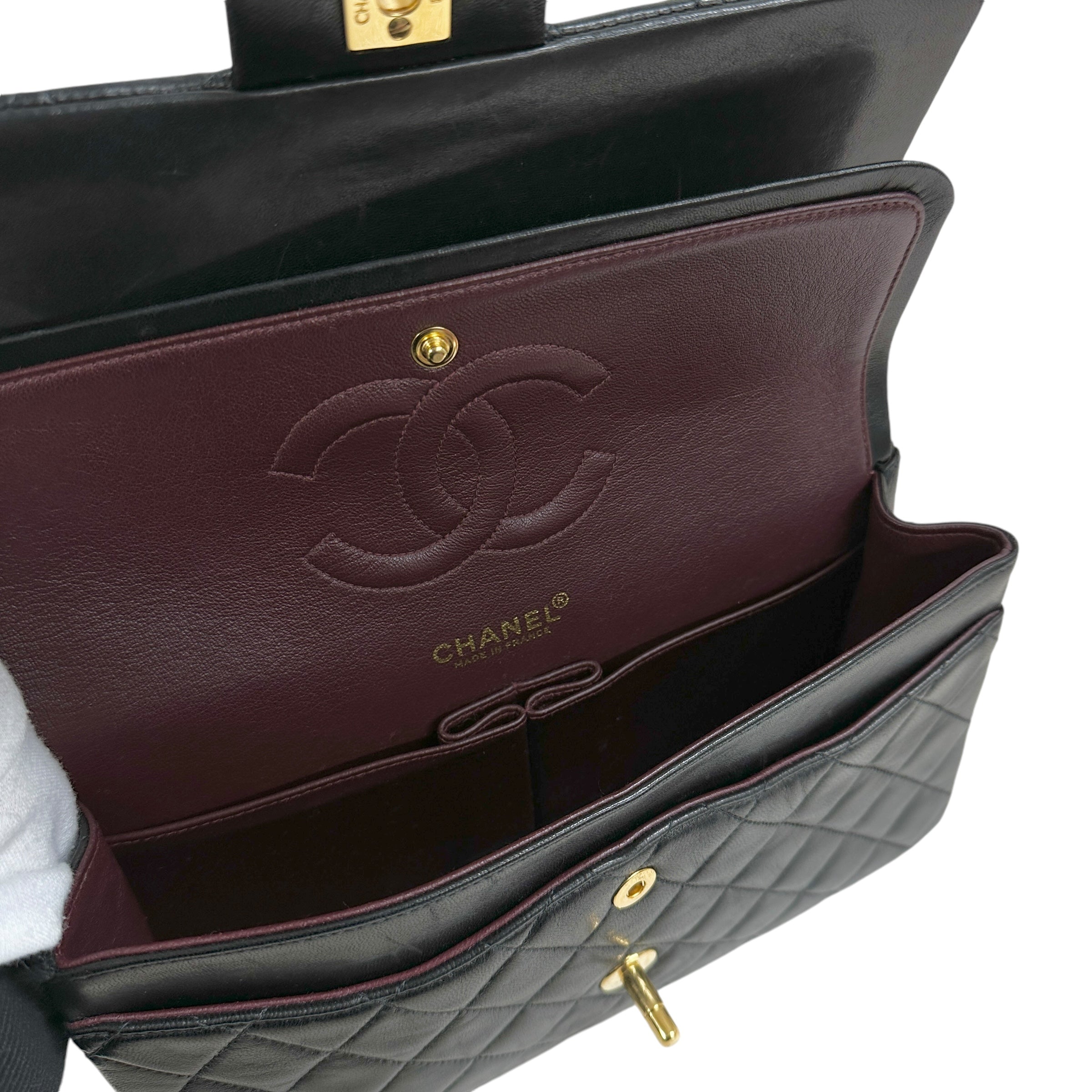 CHANEL シャネル マトラッセ 25 ダブルフラップ チェーンショルダーバッグ