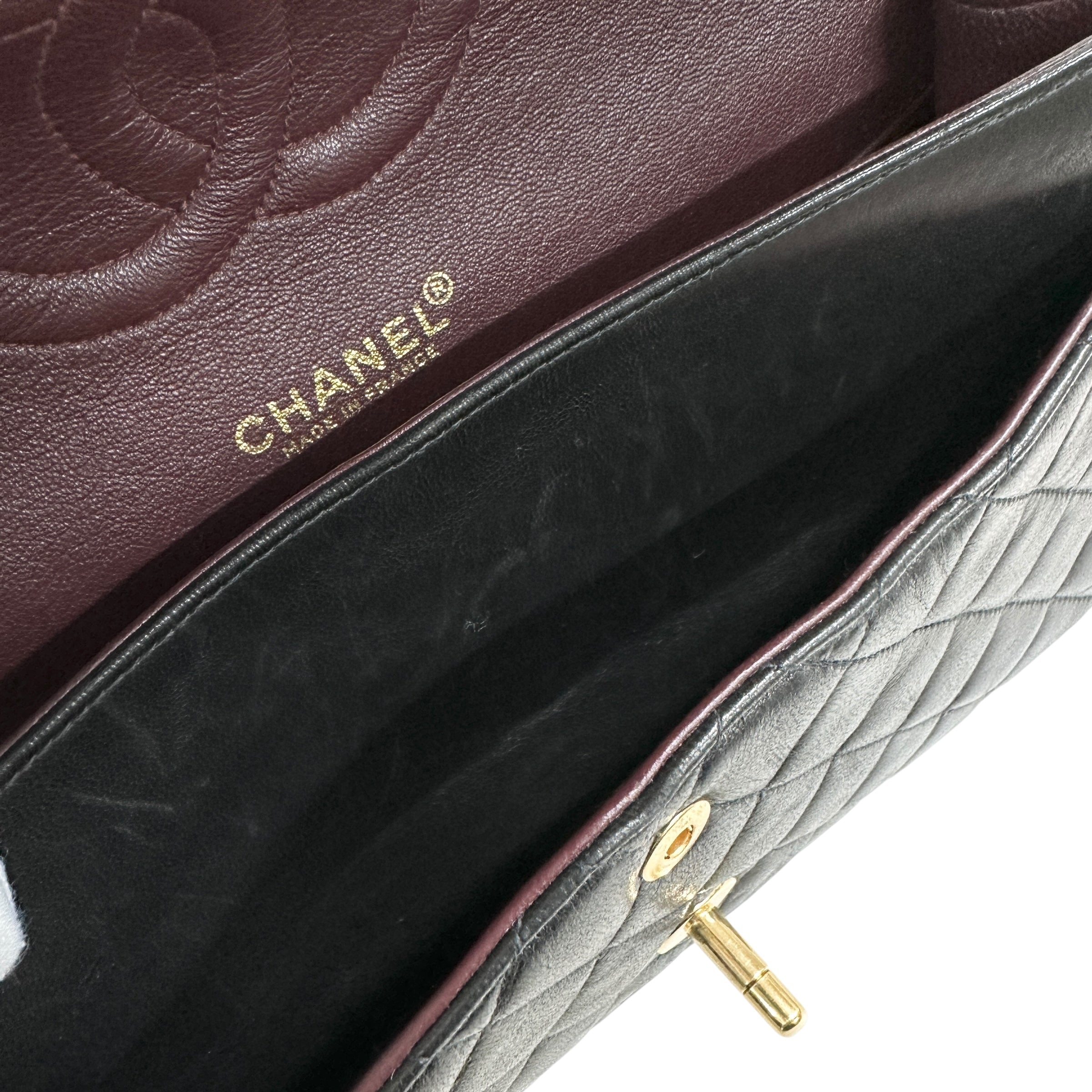 CHANEL シャネル マトラッセ 25 ダブルフラップ チェーンショルダーバッグ