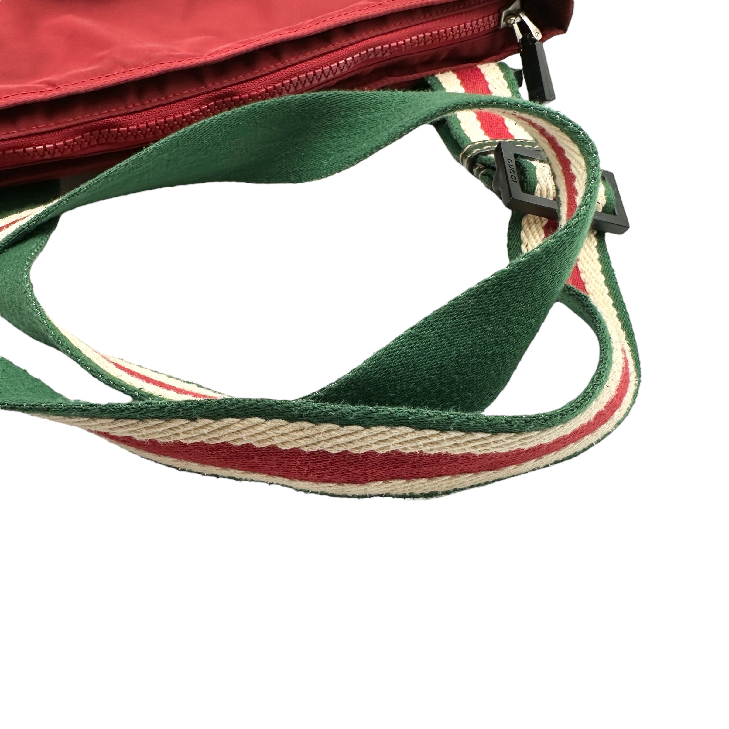 GUCCI グッチ クレスト ショルダーバッグ
