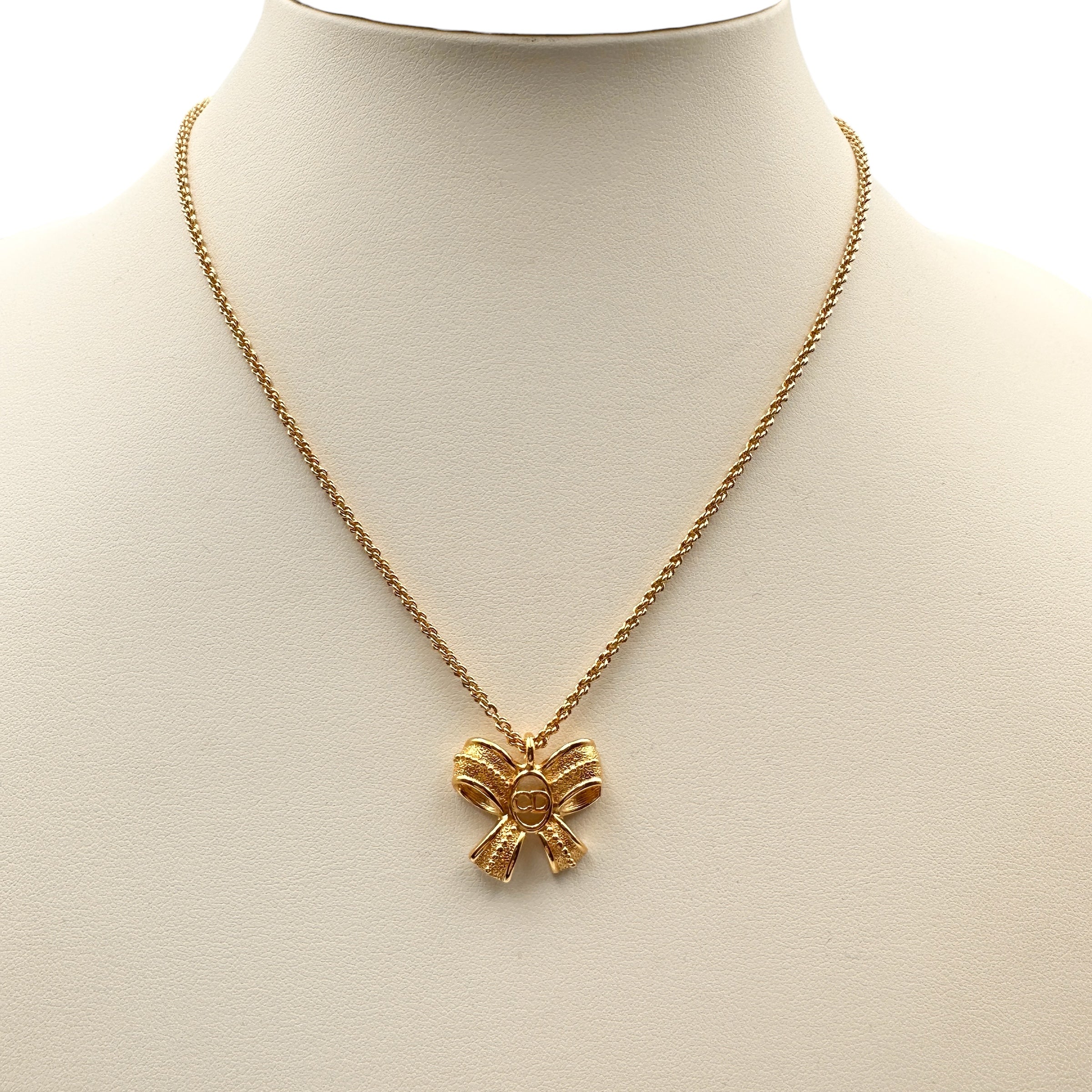 Christian Dior ディオール ネックレス リボンモチーフ