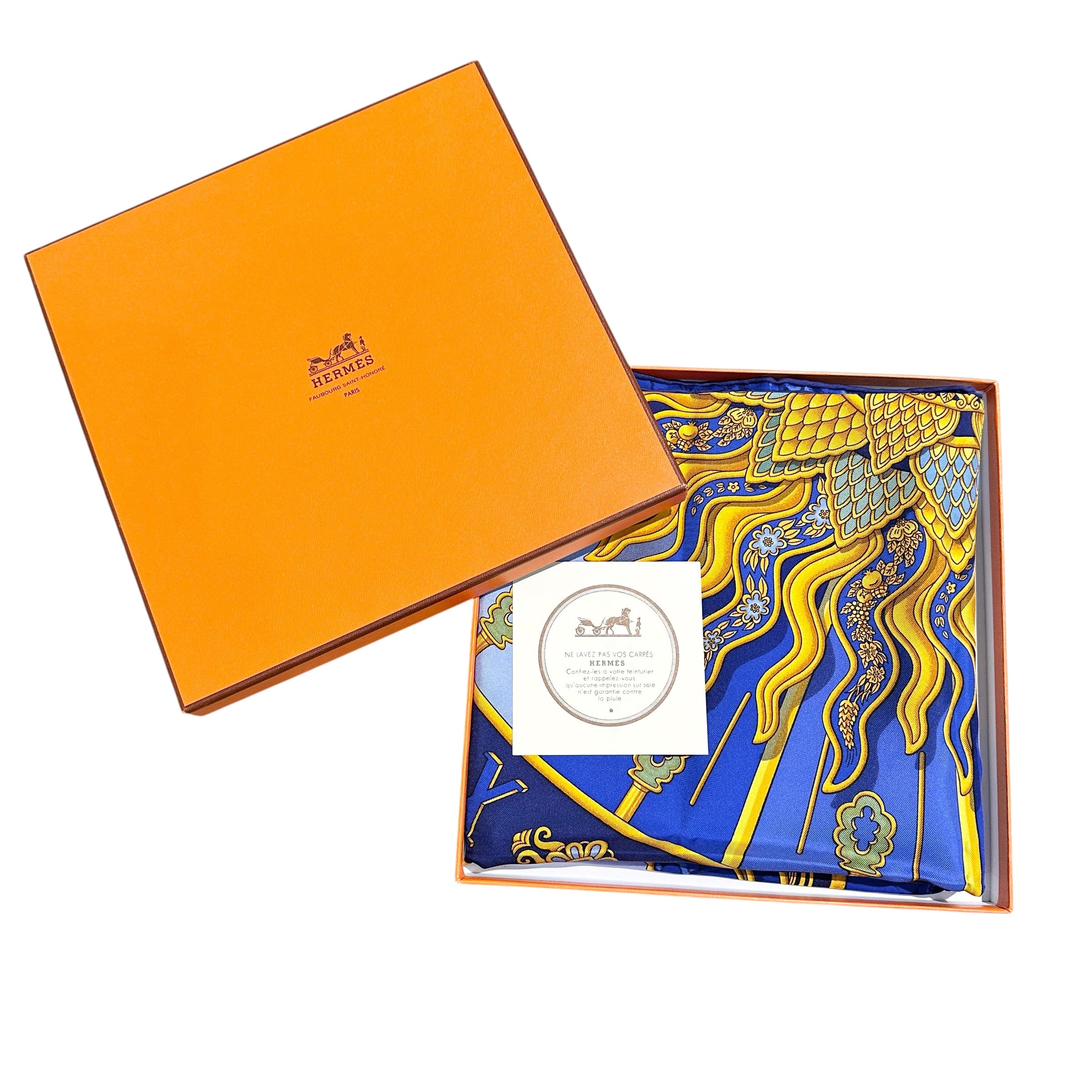 HERMES エルメス カレ90 今日一日を楽しむ