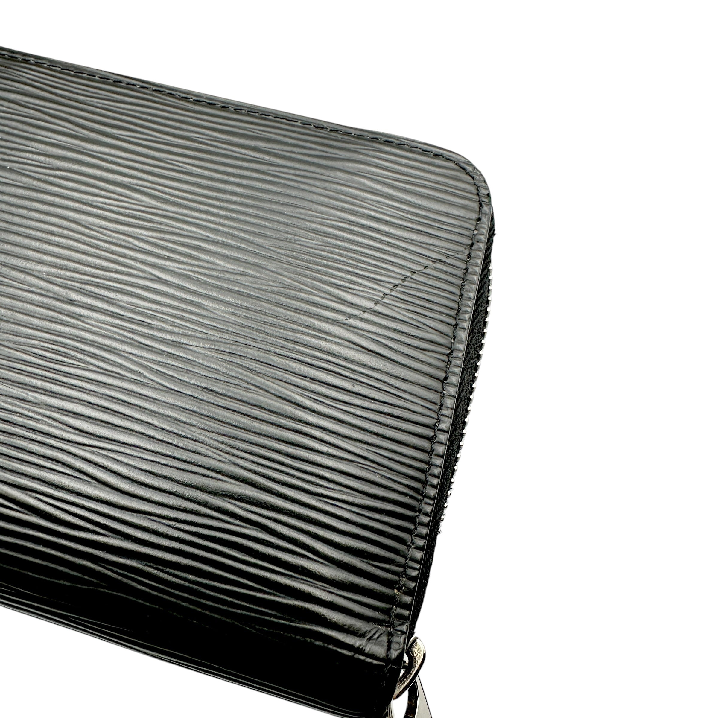 LOUIS VUITTON ルイ・ヴィトン エピ ジッピーウォレット