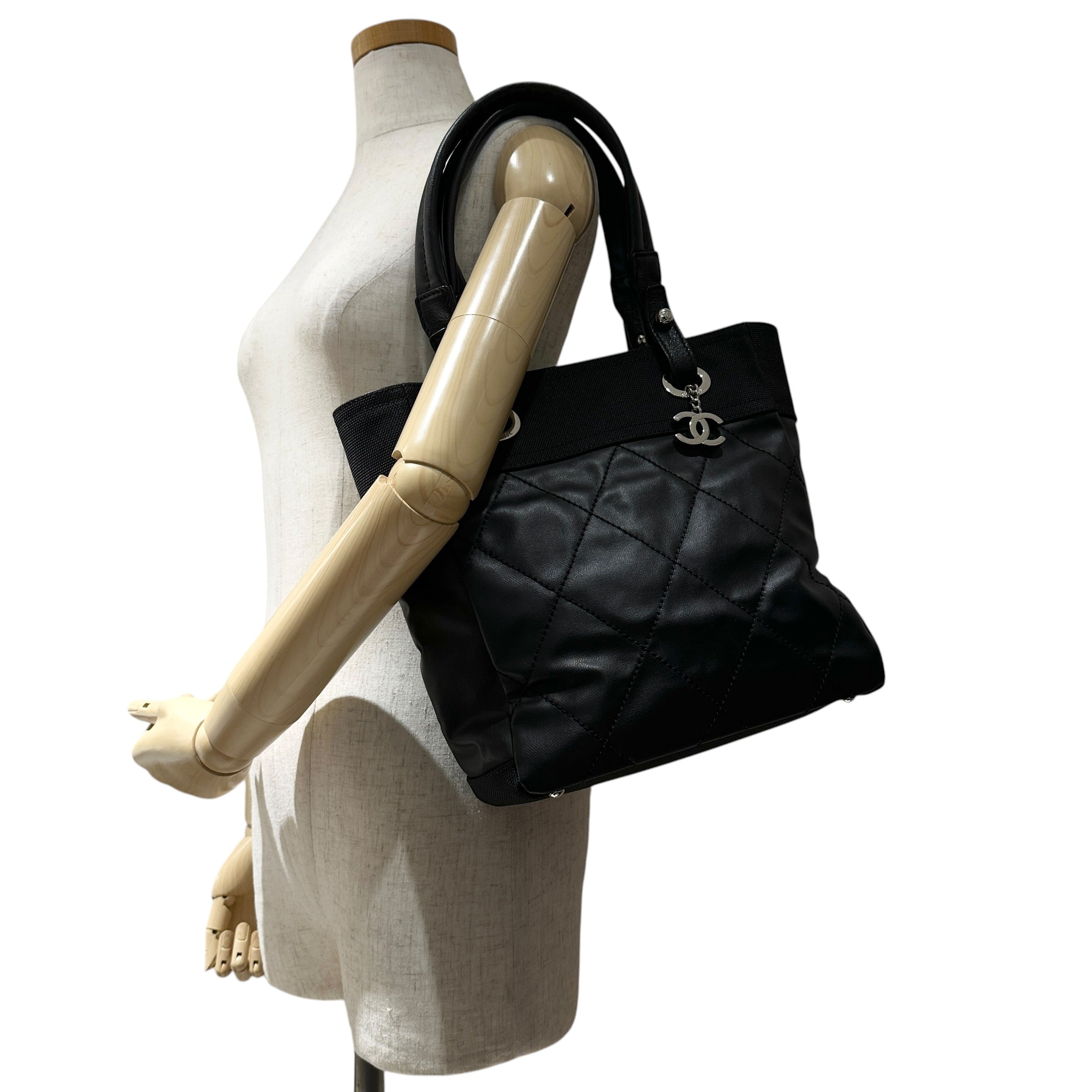 CHANEL シャネル パリビアリッツ トートPM バッグ