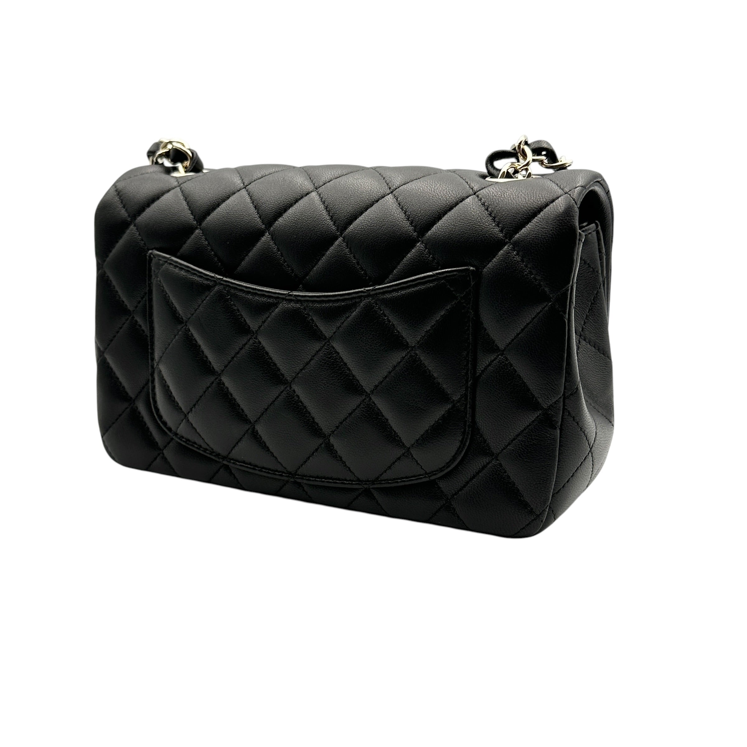 CHANEL シャネル マトラッセ20 チェーンショルダーバッグ