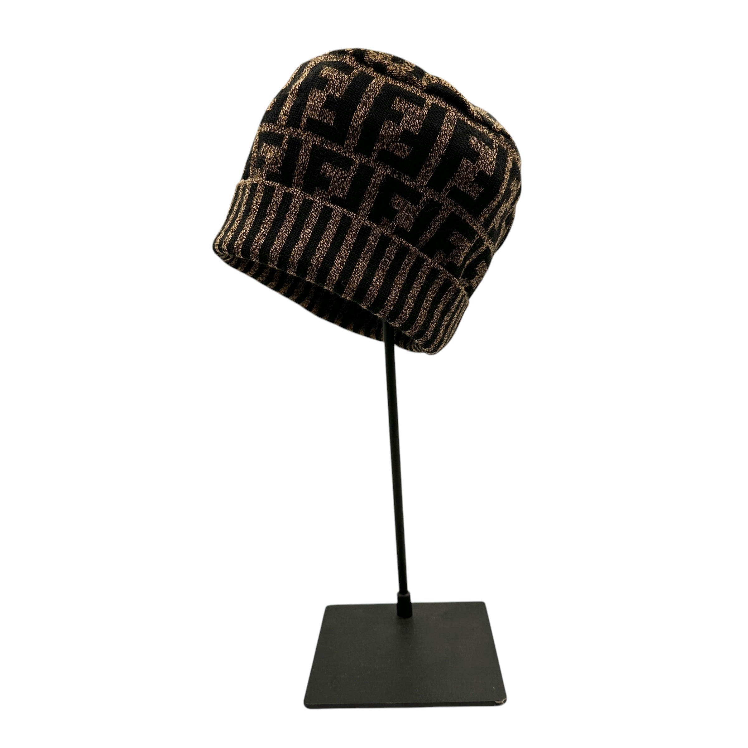 FENDI フェンディ ズッカ柄 ニット帽