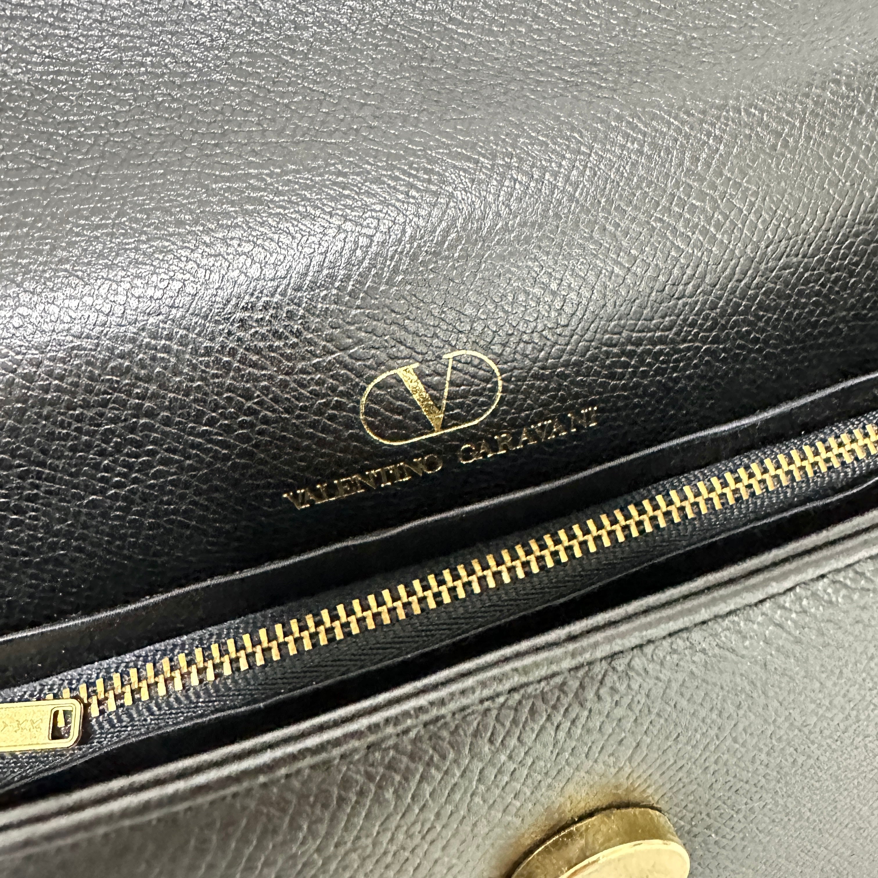 VALENTINO ヴァレンティノ ショルダーバッグ