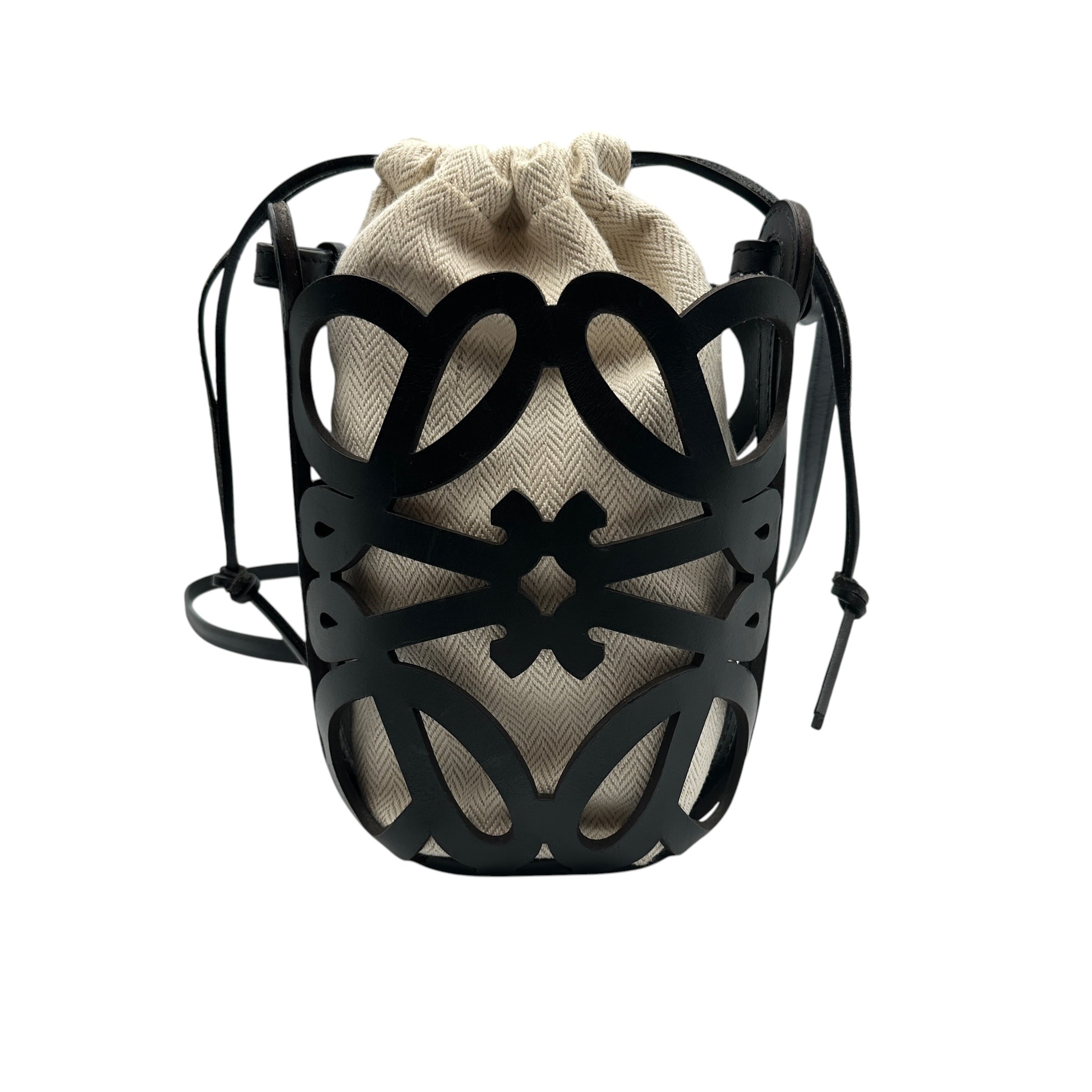 LOEWE ロエベ カットアウト ポケット ショルダーバッグ