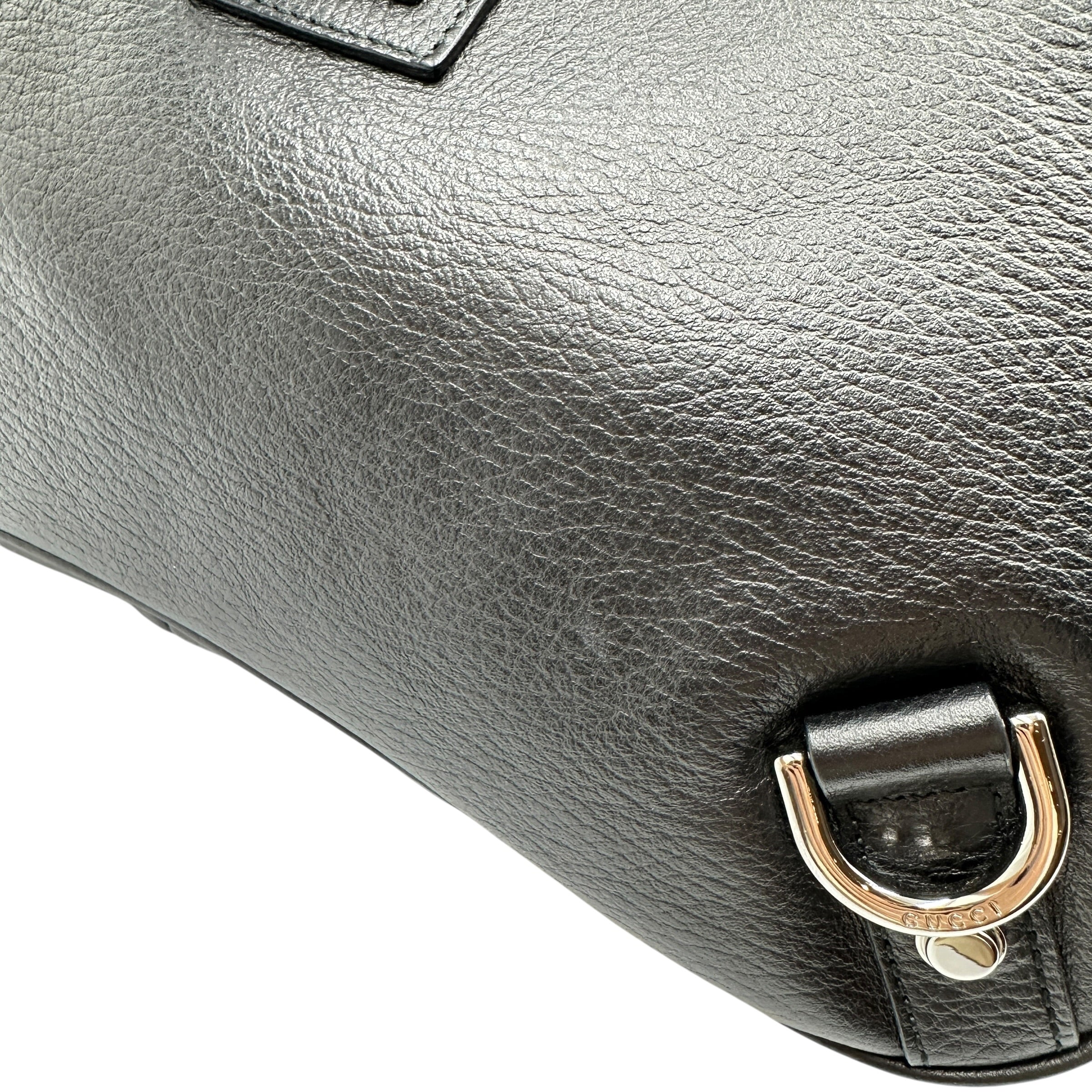 GUCCI グッチ 268637 ワンショルダーバッグ