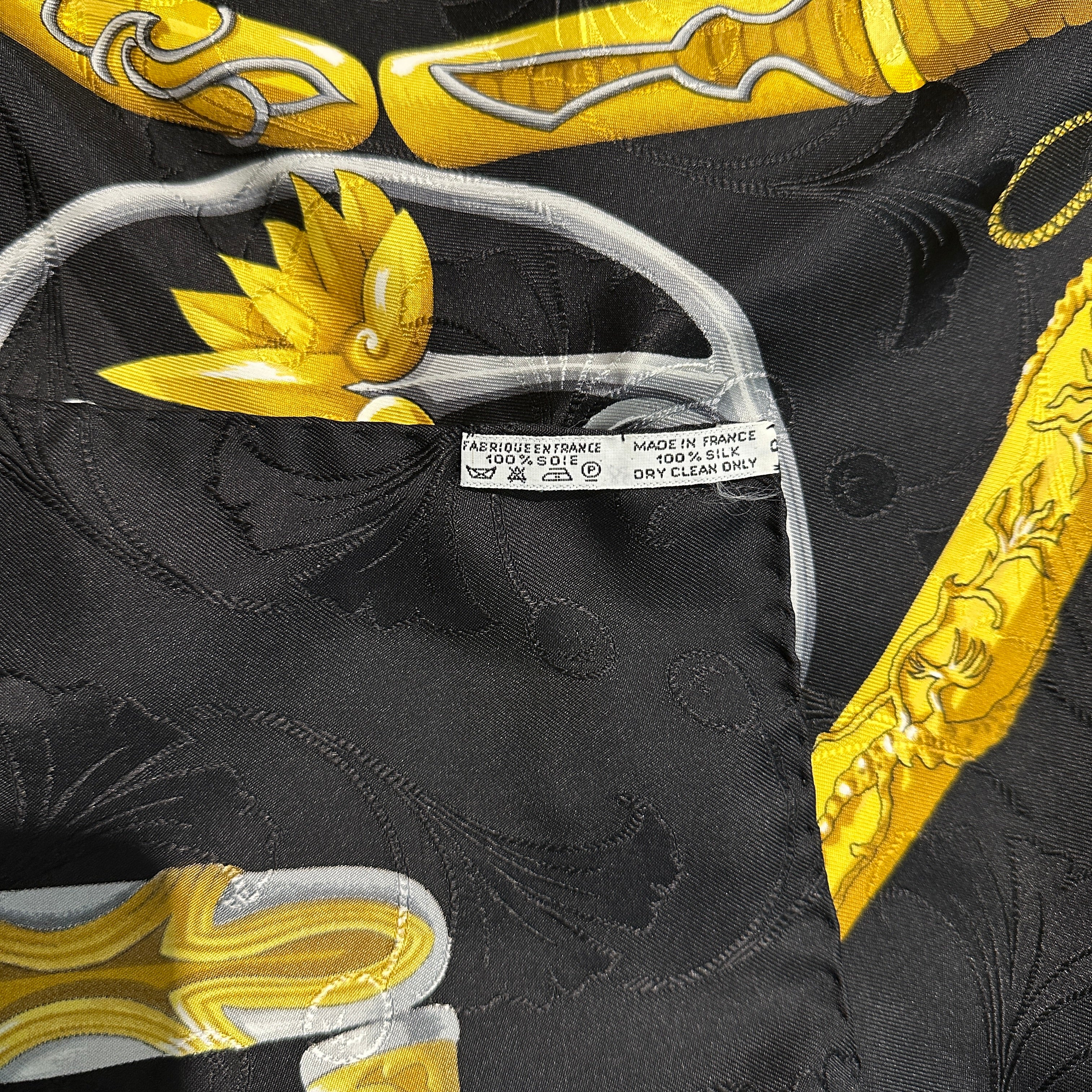 HERMES エルメス カレ90 日出る国の皇子