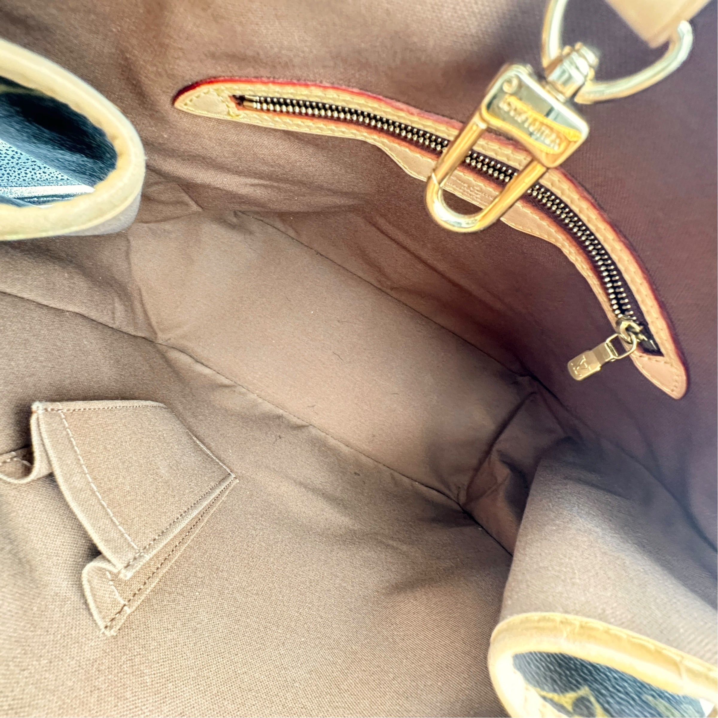 LOUIS VUITTON ルイ・ヴィトン モノグラム バティニョールヴェルティカル