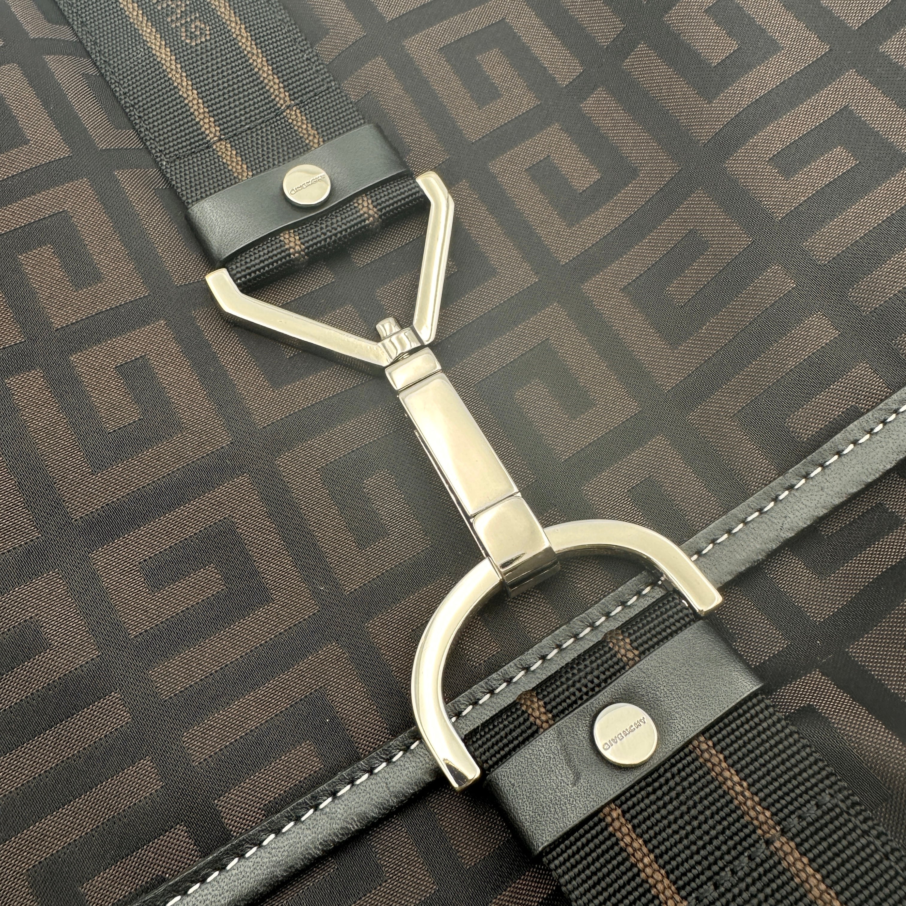 GIVENCHY ジバンシィ ショルダーバッグ