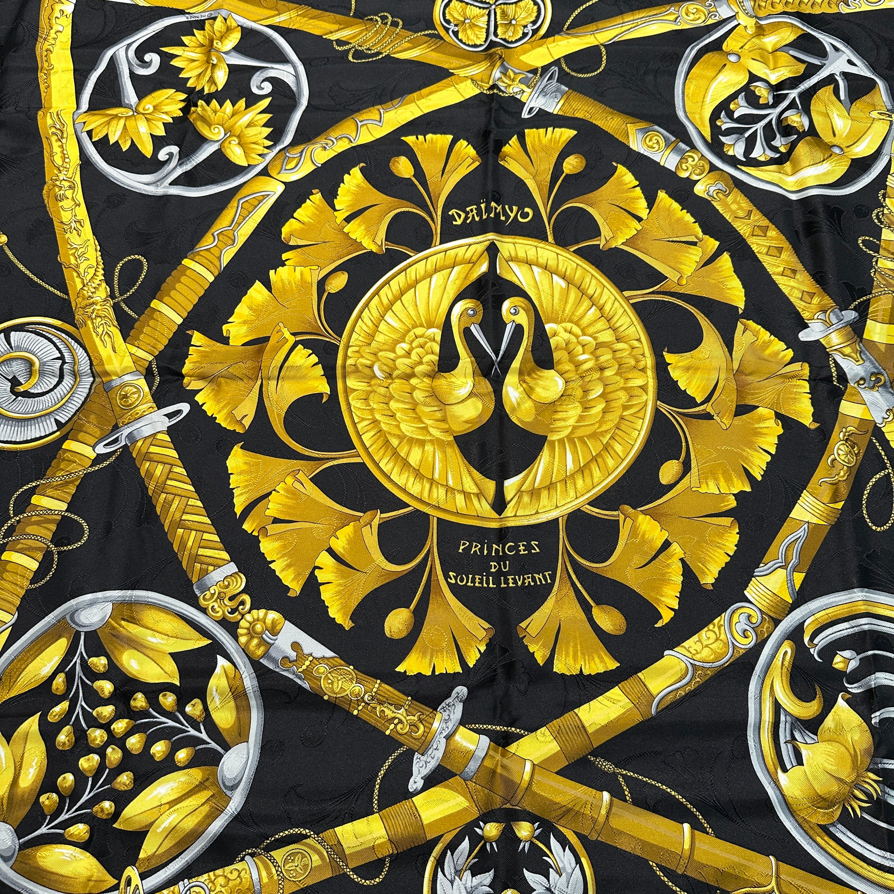 HERMES エルメス カレ90 日出る国の皇子