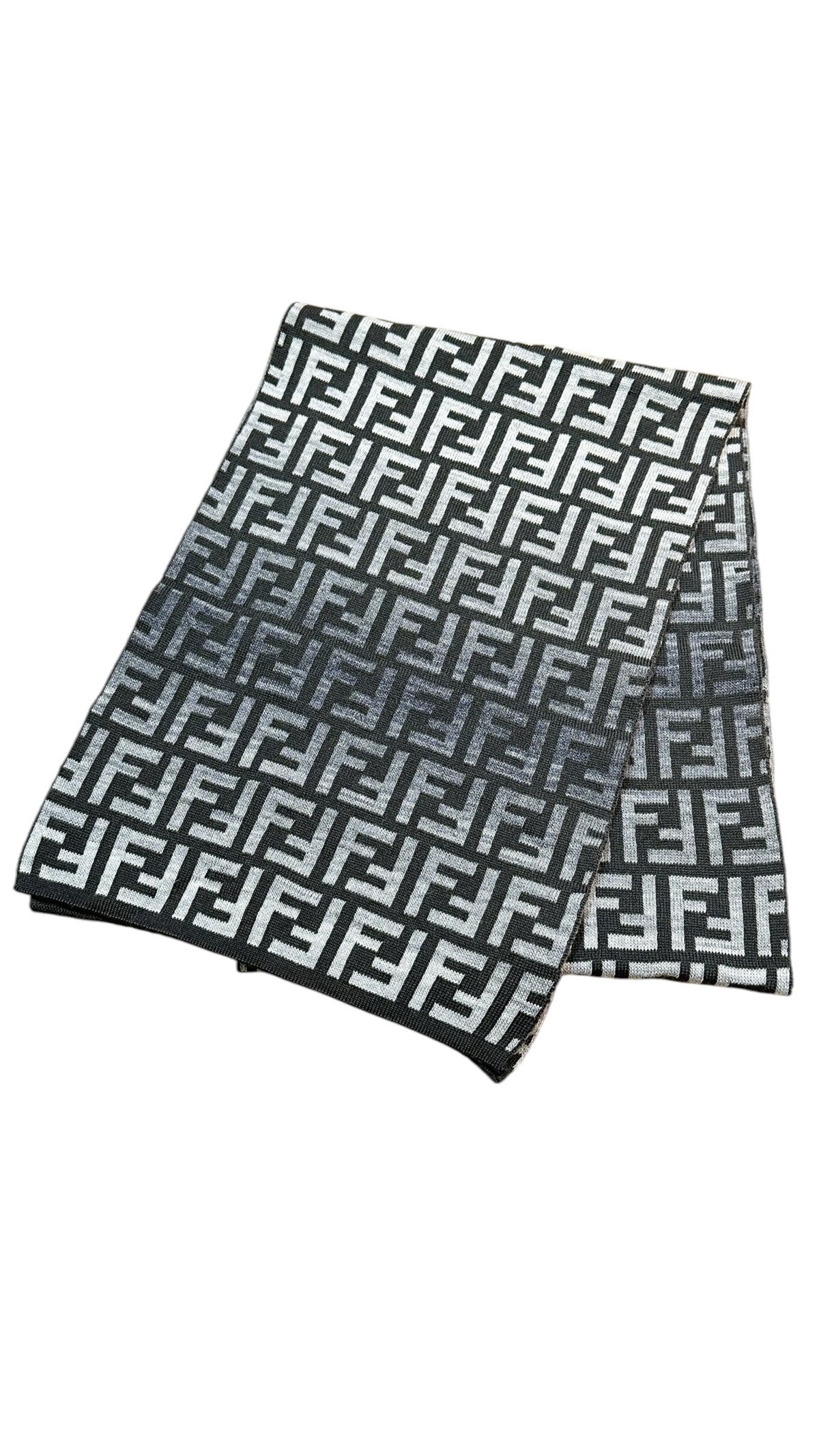 FENDI フェンディ ズッカ マフラー