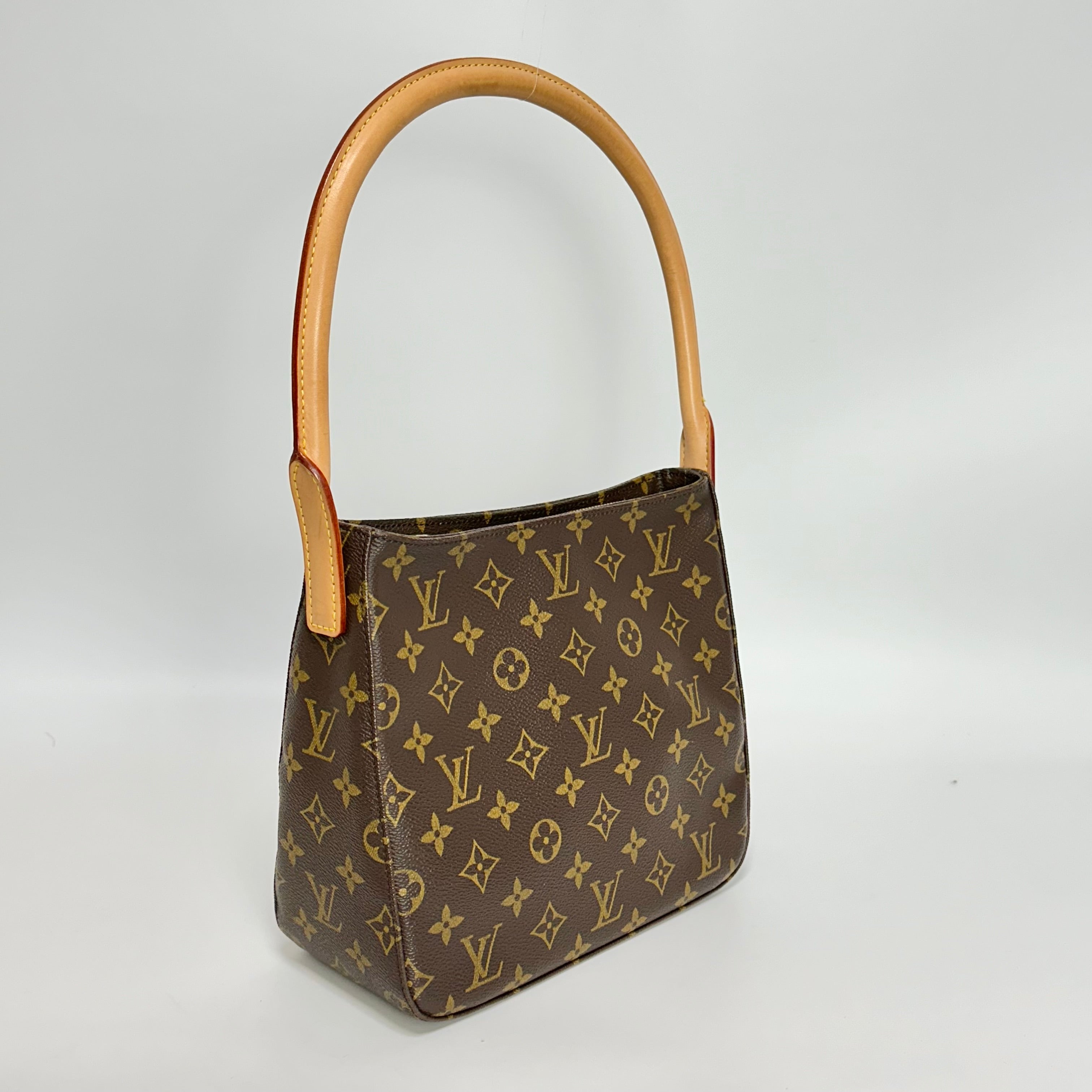 LOUIS VUITTON ルイ・ヴィトン モノグラム ルーピングMM