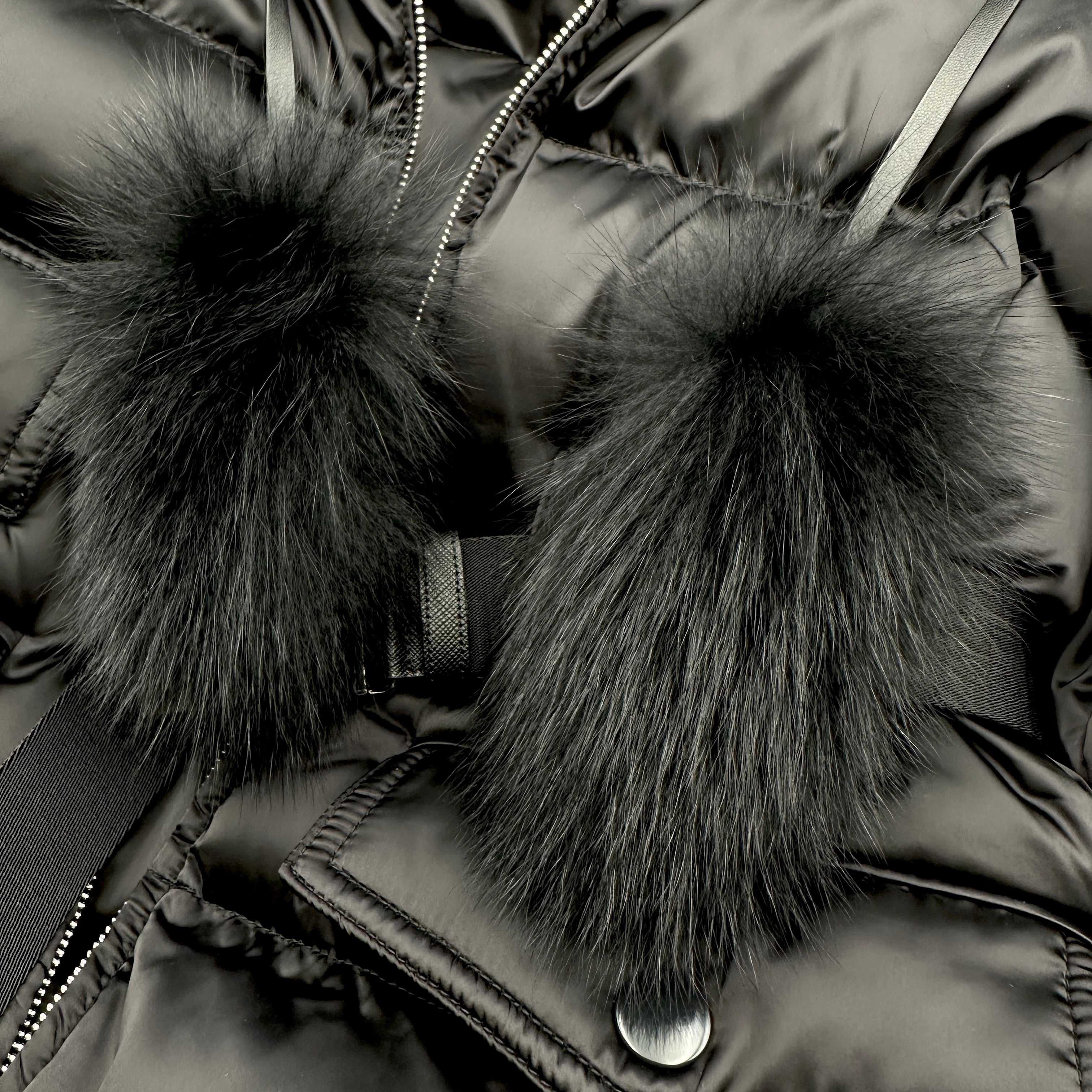 PRADA プラダ ダウンコート リアルファー #40(Mサイズ)