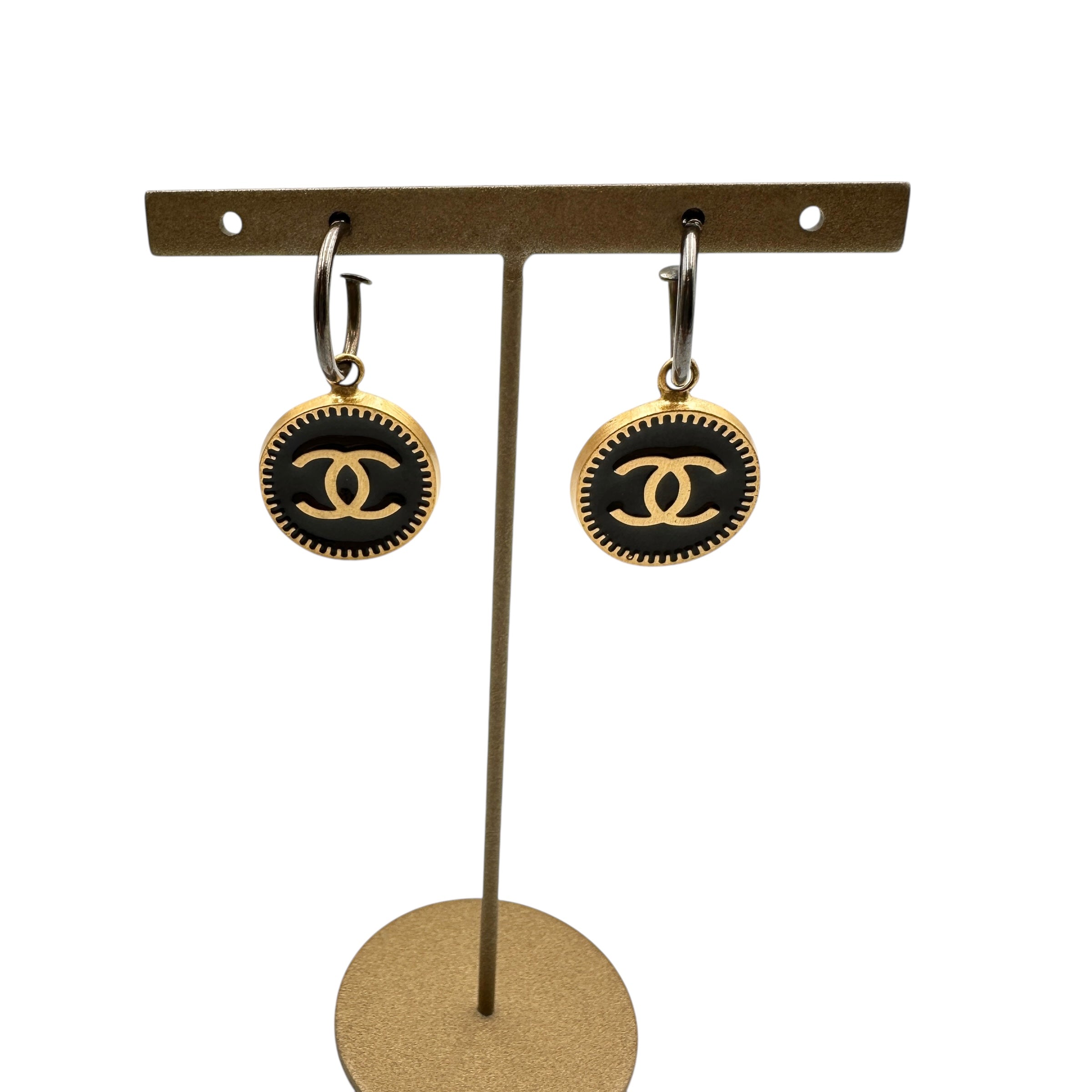 CHANELシャネル ピアス ココマーク01P CHANEL（シャネル） ピアス ココマーク プラスチック ピアス 01P