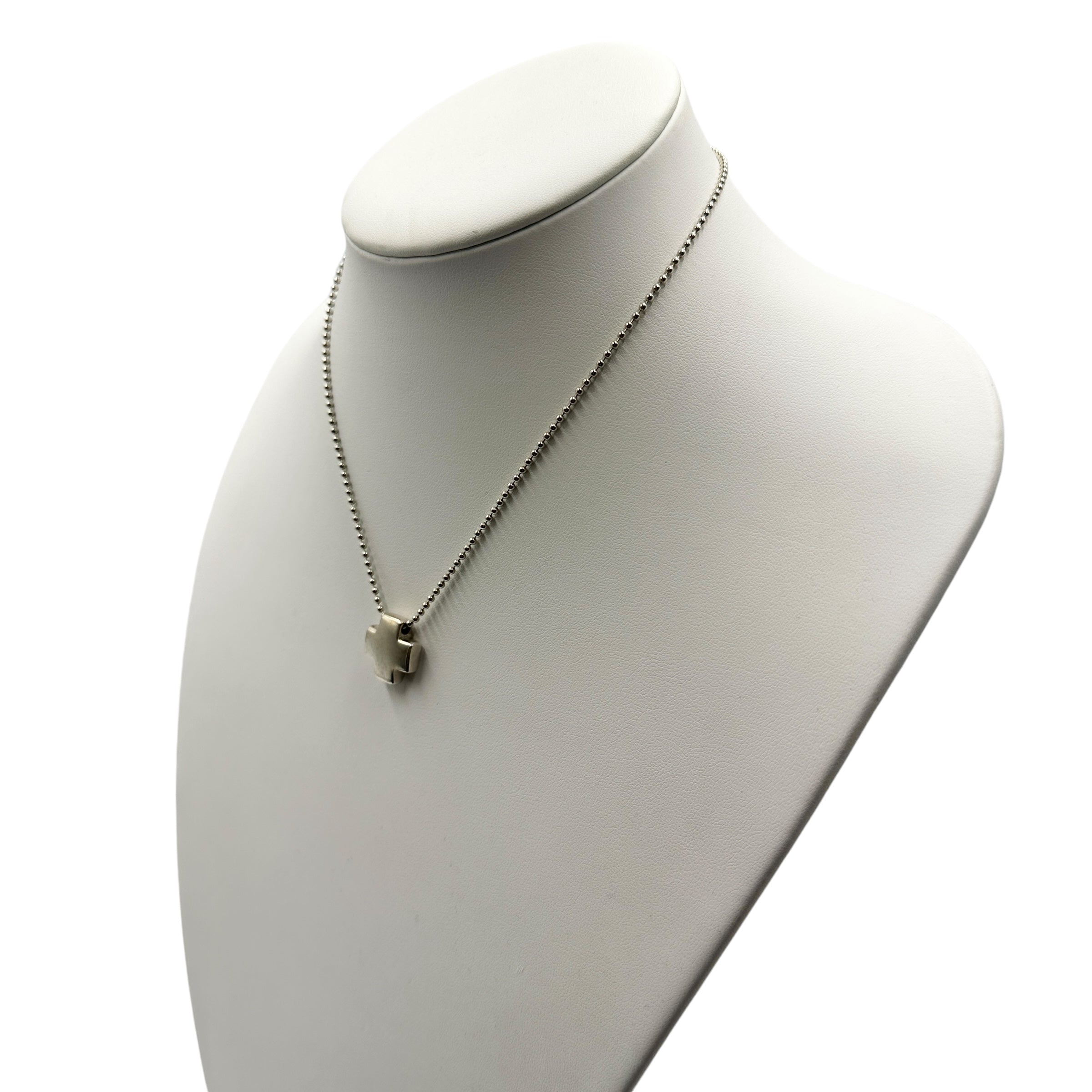 TIFFANY & Co. ティファニー ローマンクロス ネックレス