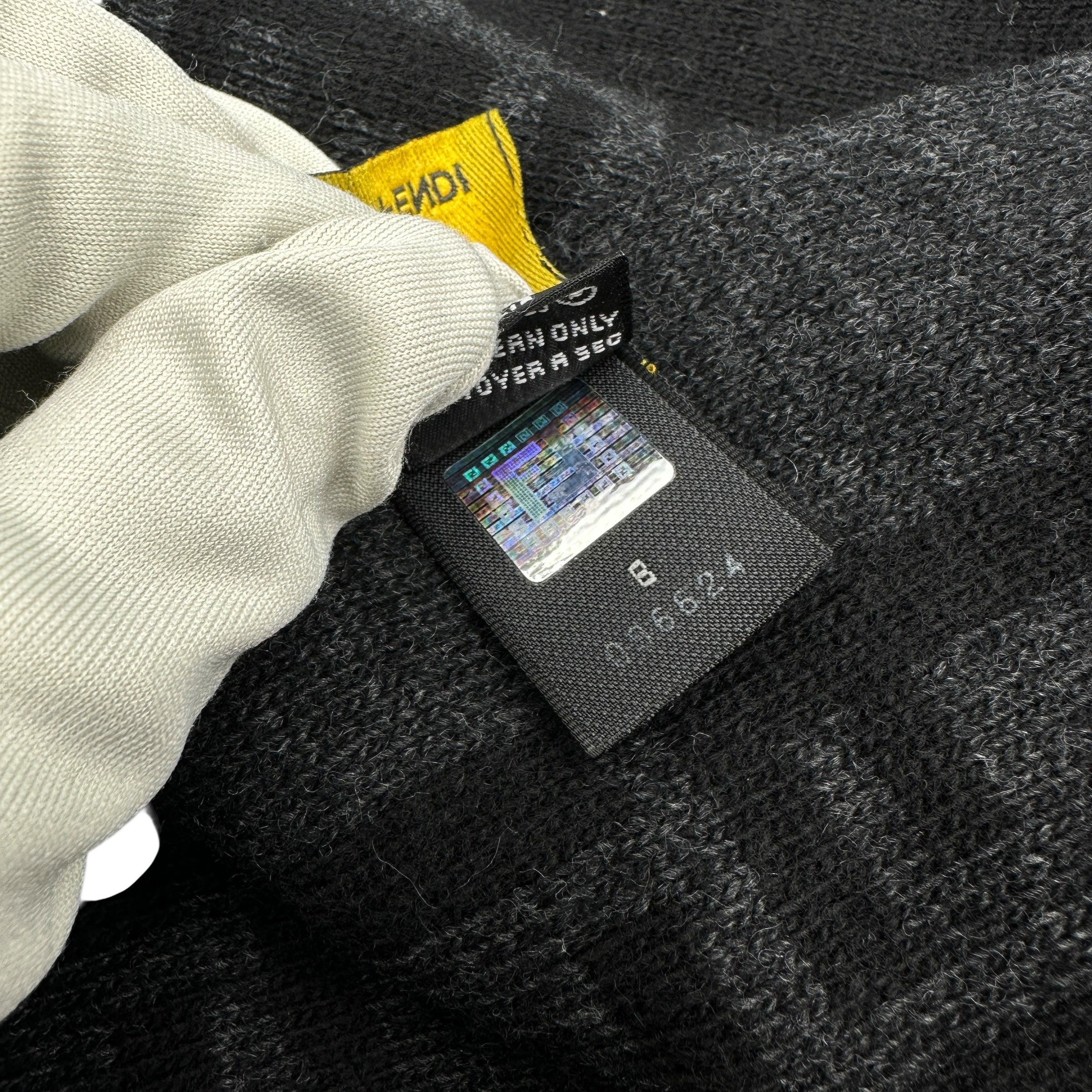 FENDI フェンディ ズッカ マフラー