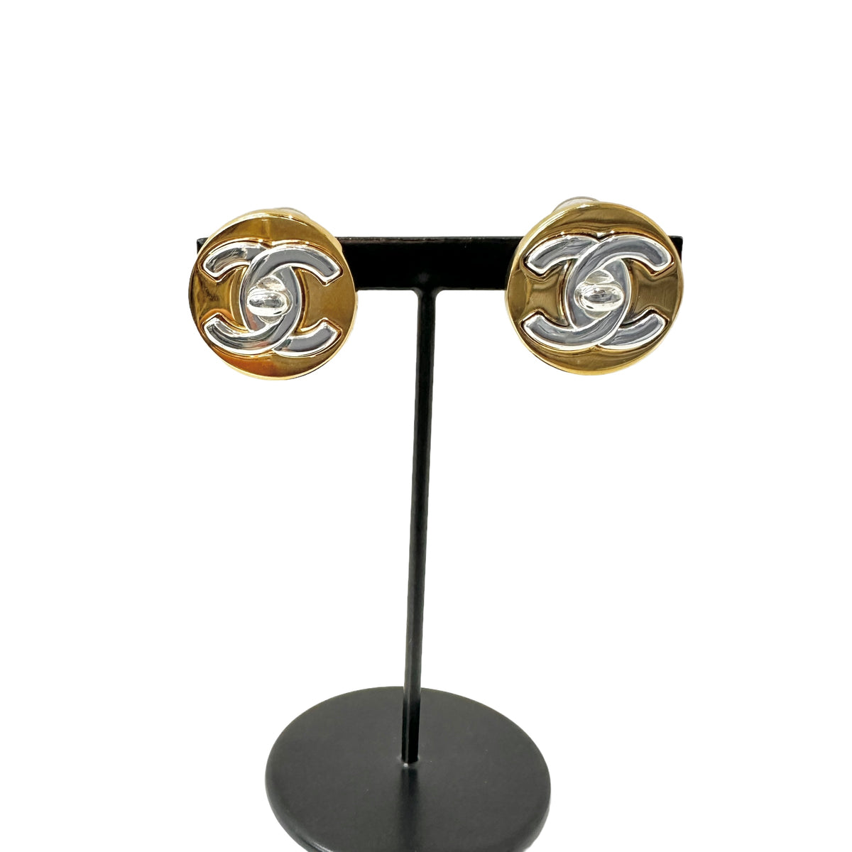 CHANEL シャネル ターンロック イヤリング