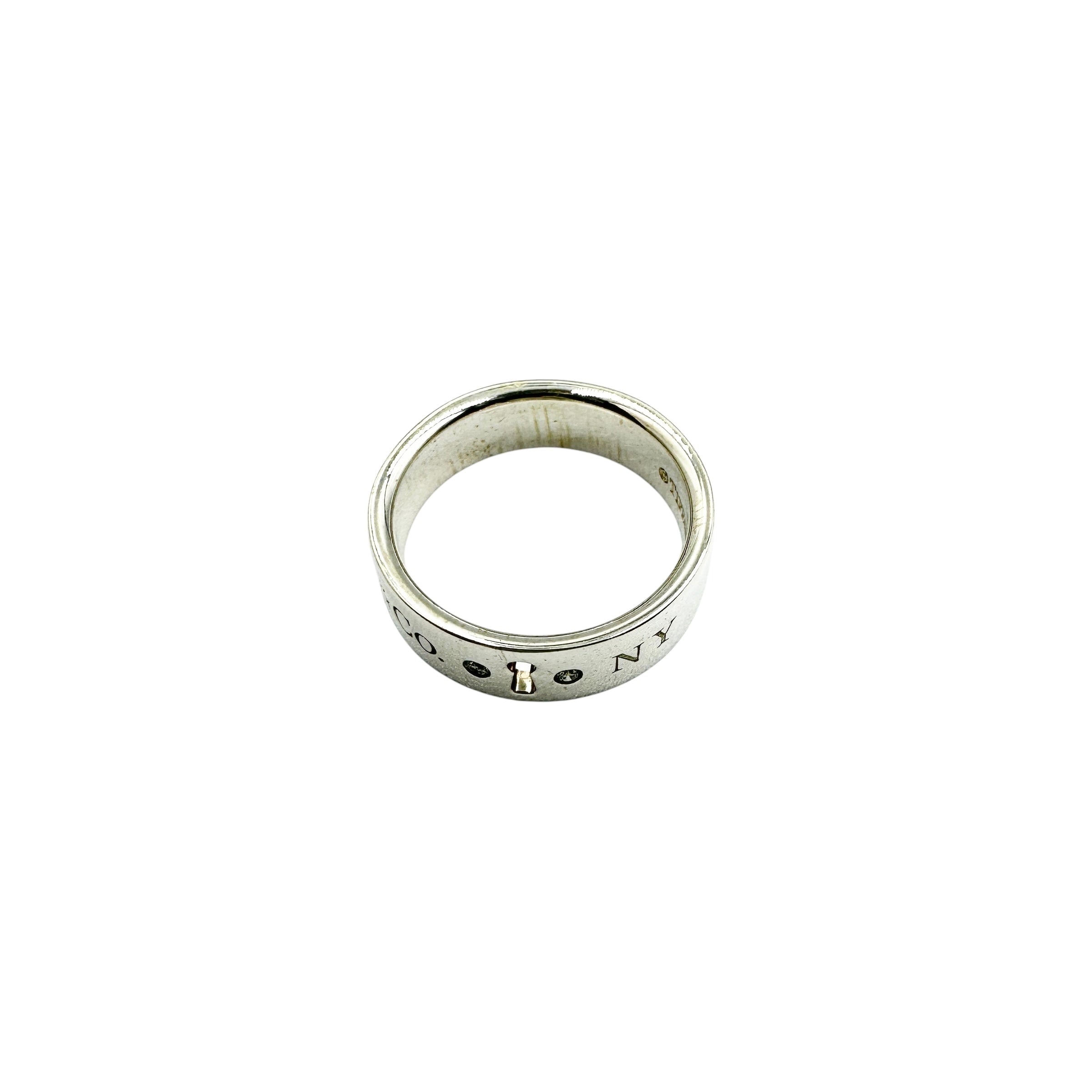 TIFFANY & Co. ティファニー NYロック 2Pダイヤ リング
