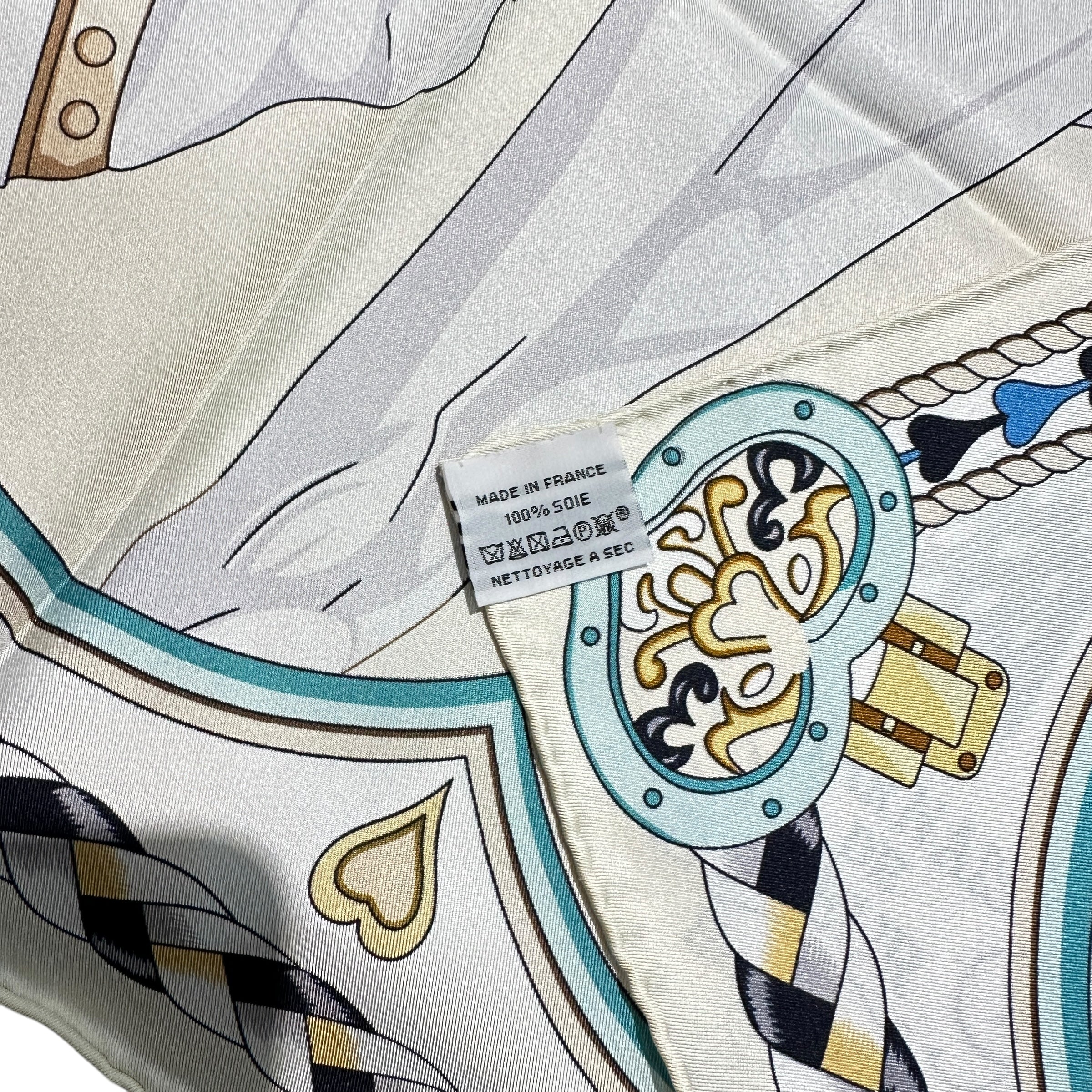 HERMES エルメス カレ90 アルネ・ドゥ・クール 2024年春夏