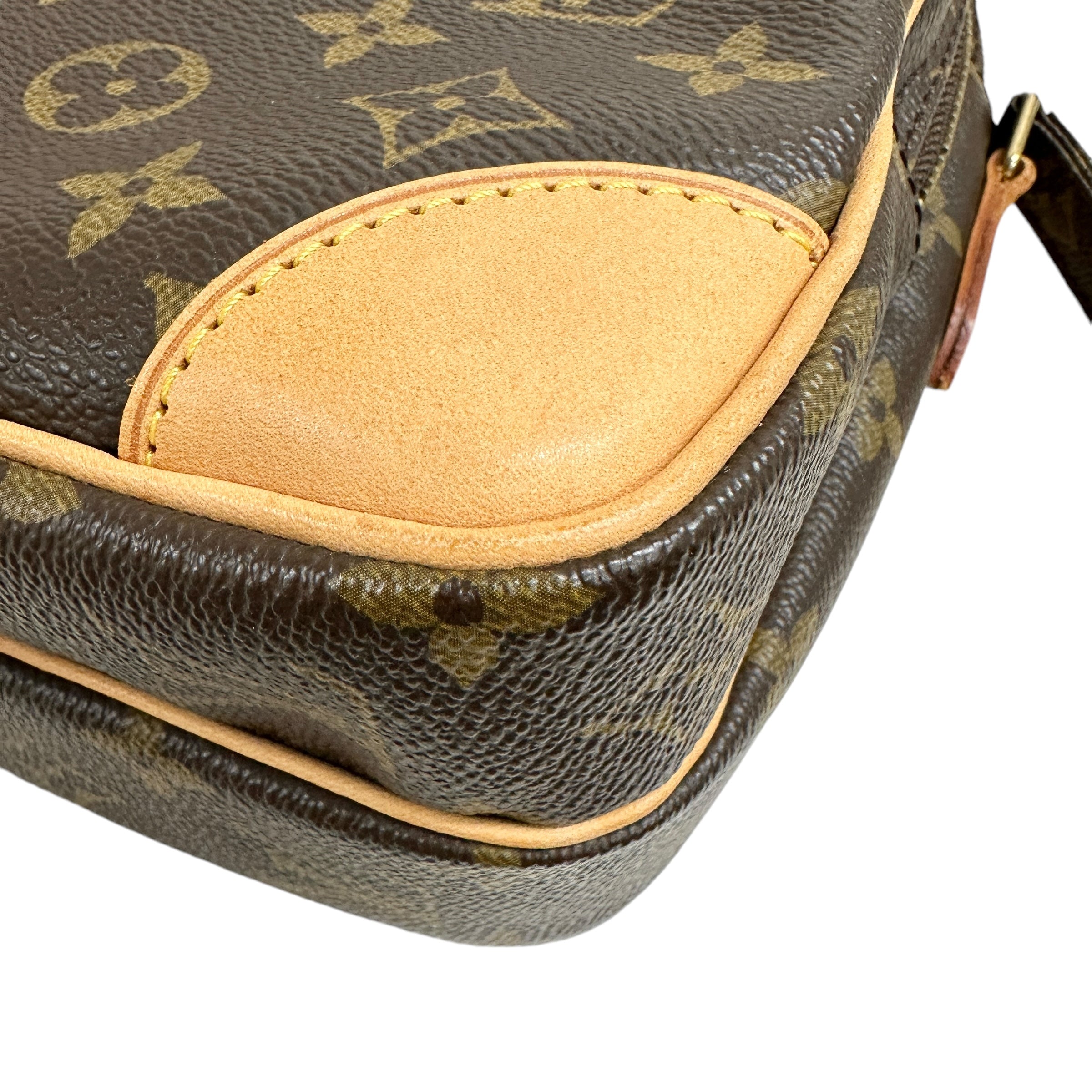 LOUIS VUITTON ルイ・ヴィトン モノグラム アマゾン