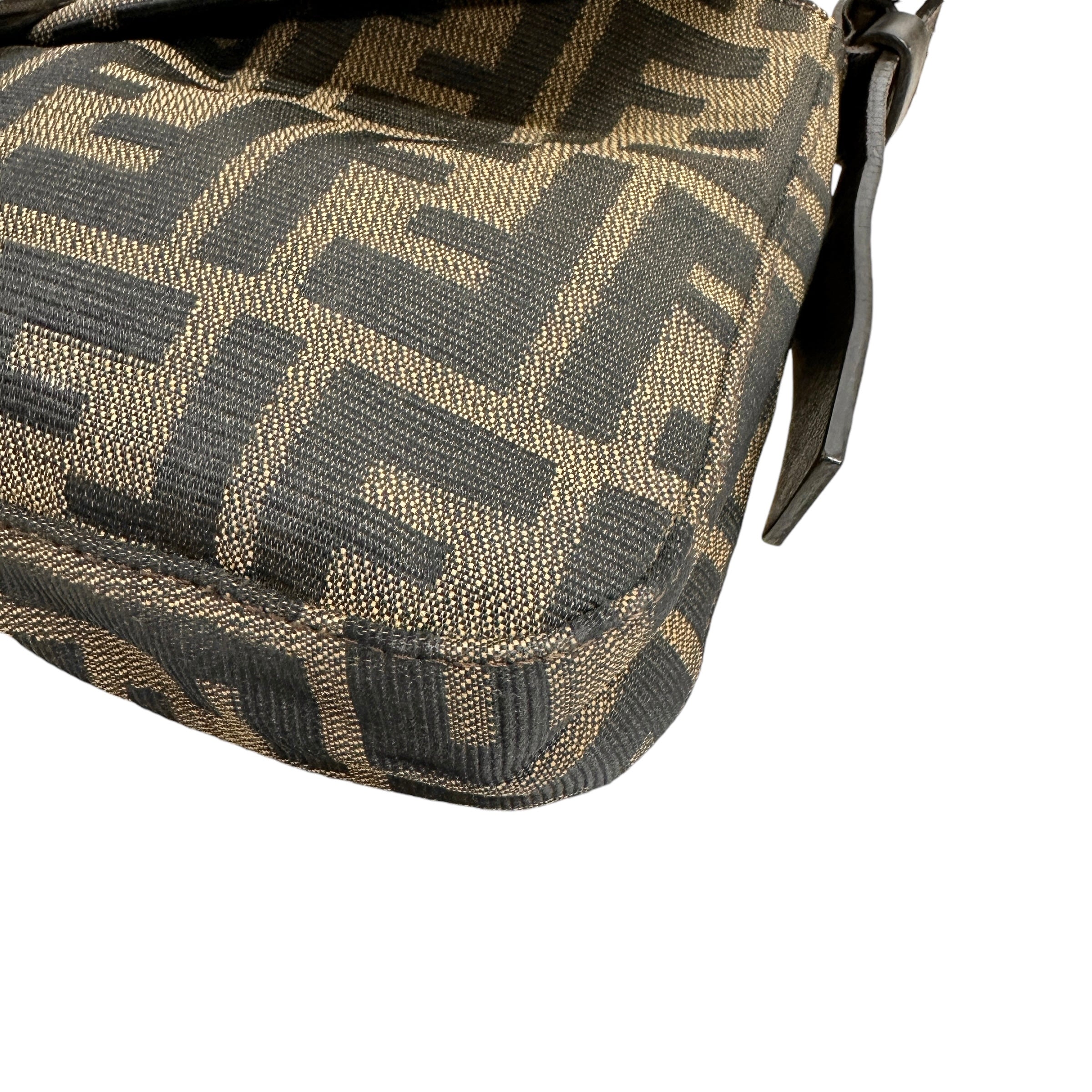 FENDI フェンディ ズッカ マンマバケット ワンショルダーバッグ