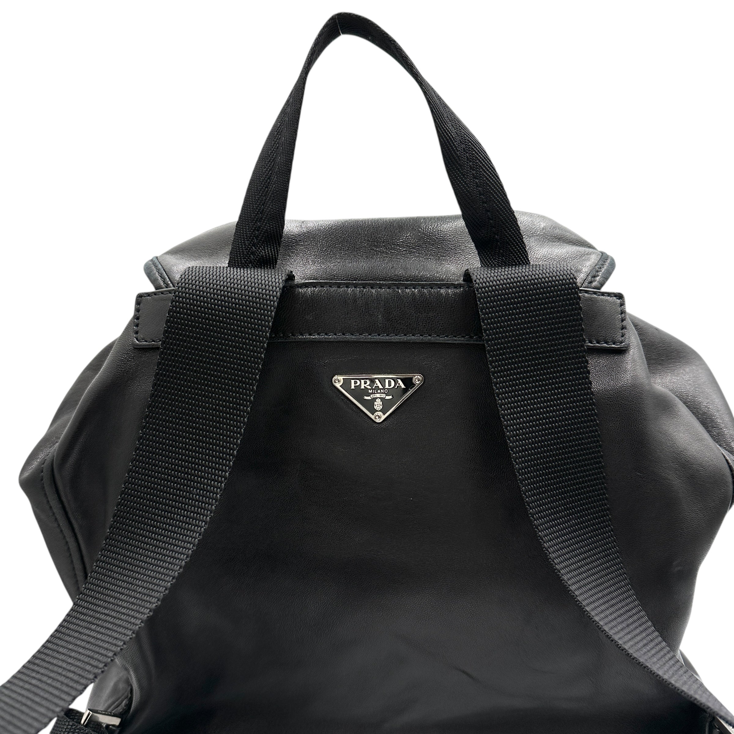 福*ね様 PRADA ブラック レザー リュック PRADA プラダ レザー リュック