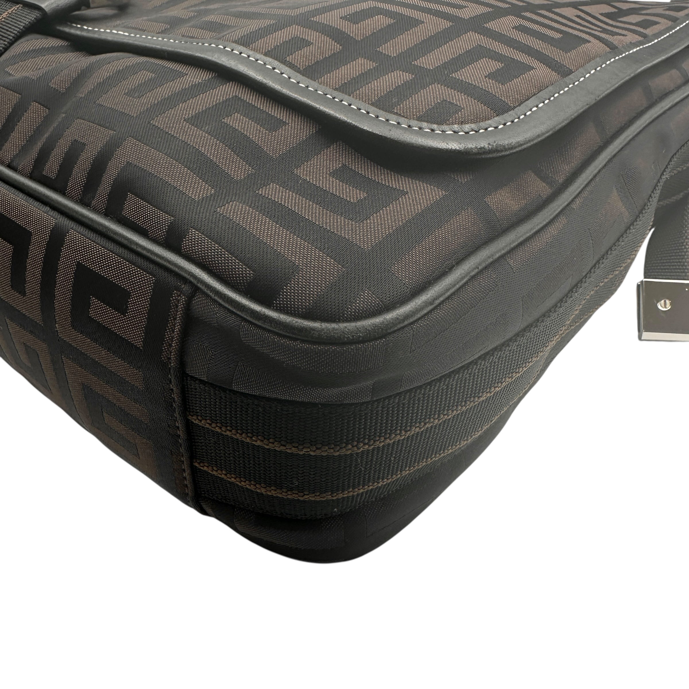 GIVENCHY ジバンシィ ショルダーバッグ