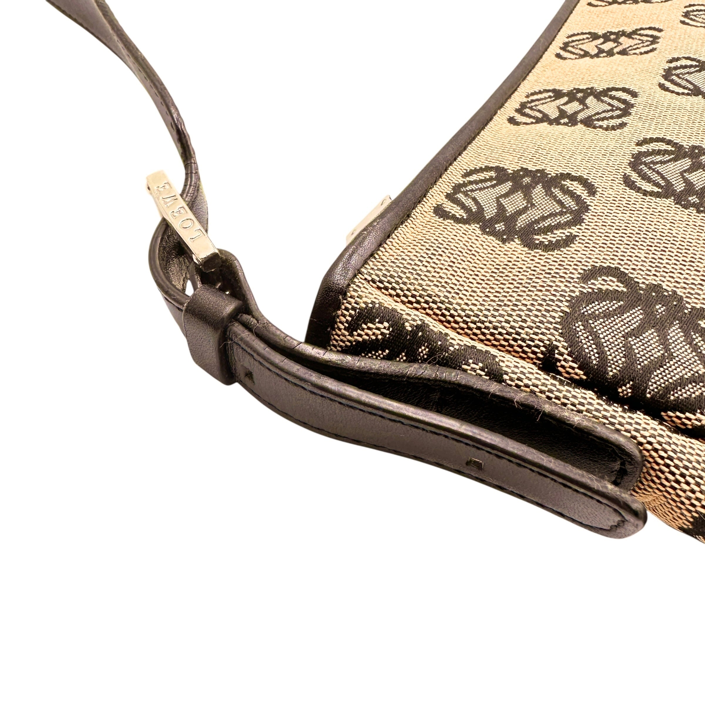 LOEWE ロエベ アナグラム ワンショルダーバッグ