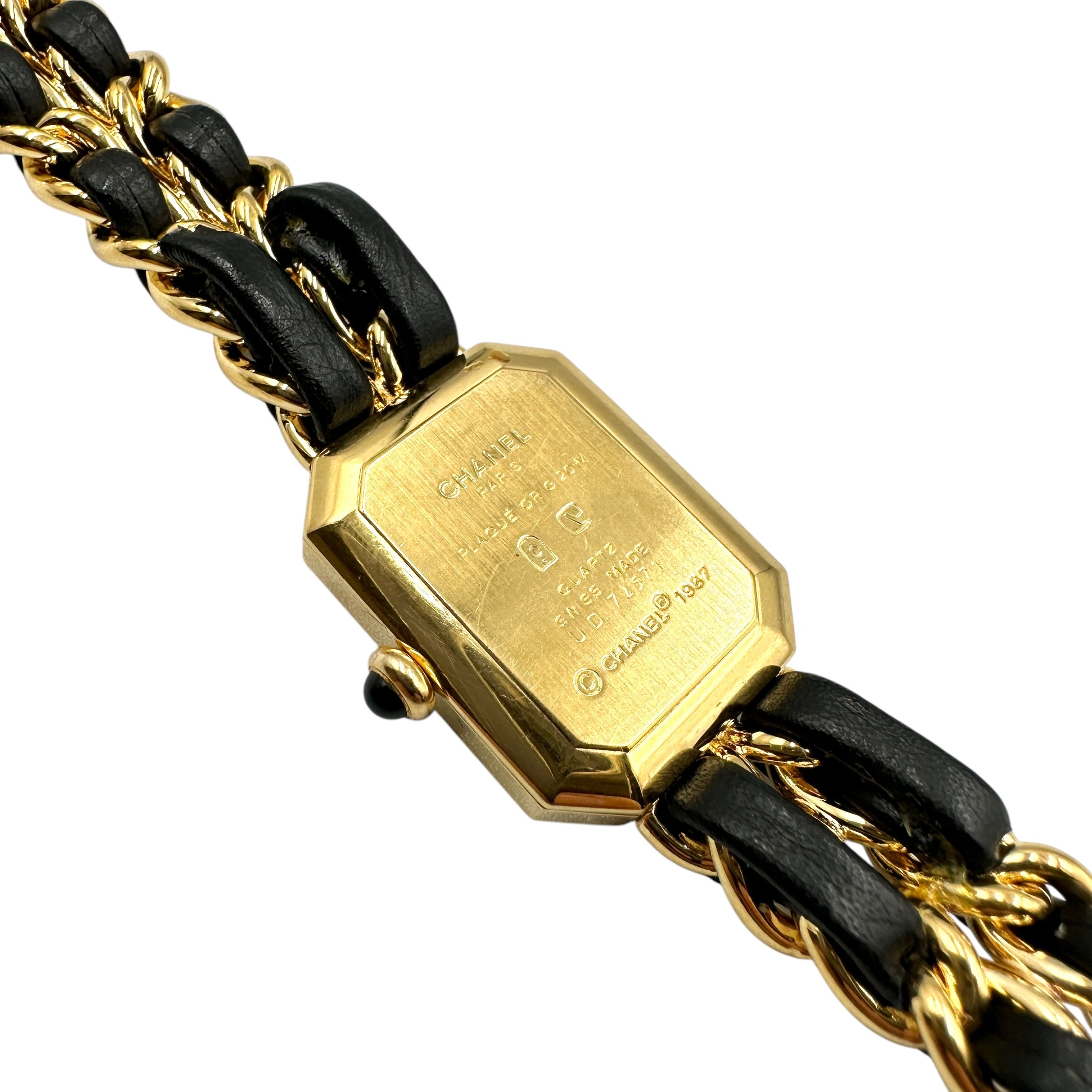 CHANEL シャネル プルミエール Mサイズ