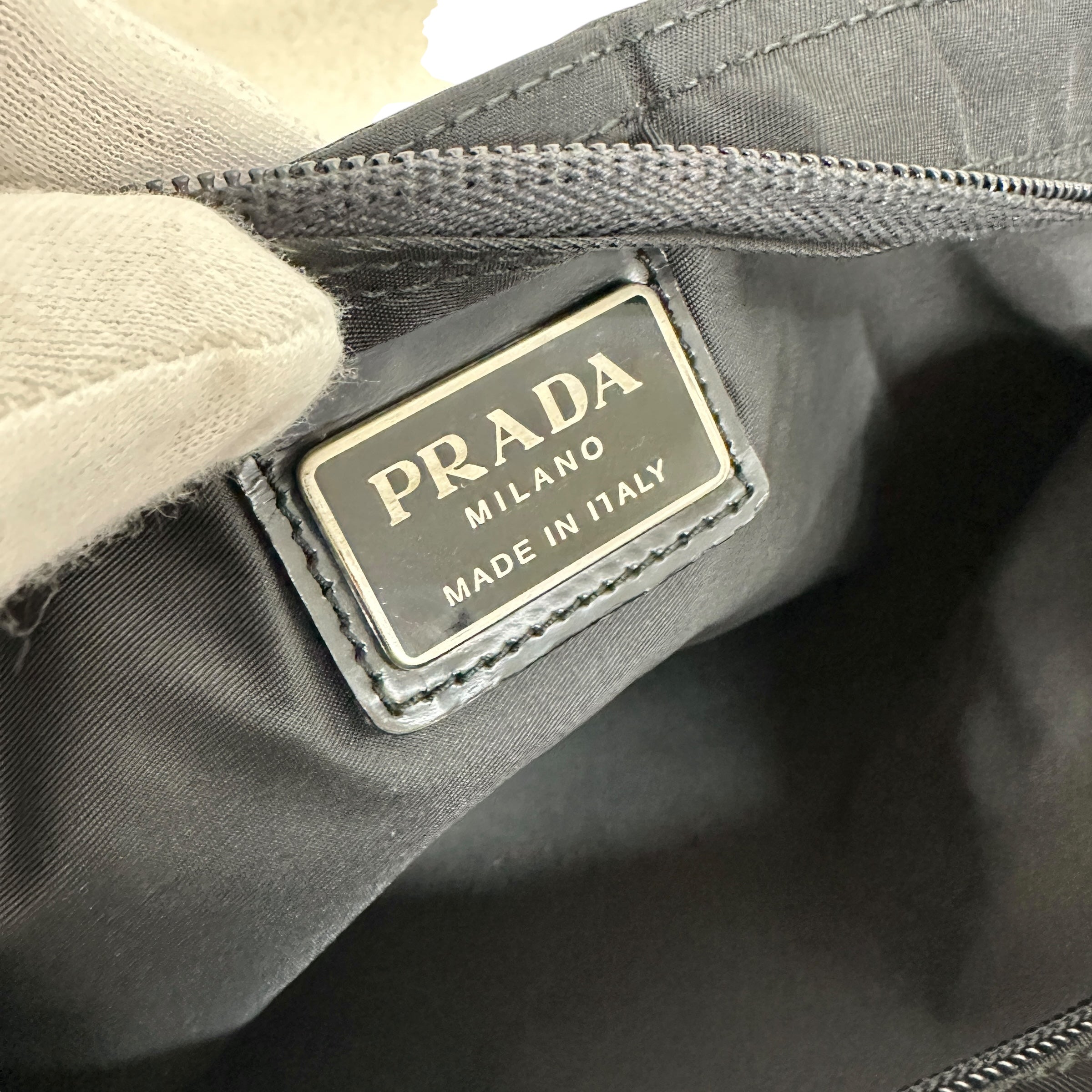PRADA プラダ テスート ショルダーバッグ