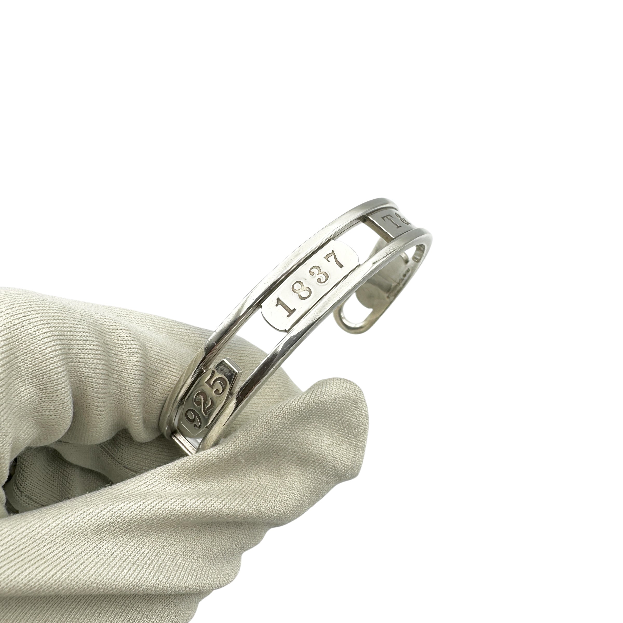 TIFFANY & Co. ティファニー 1837 バングル