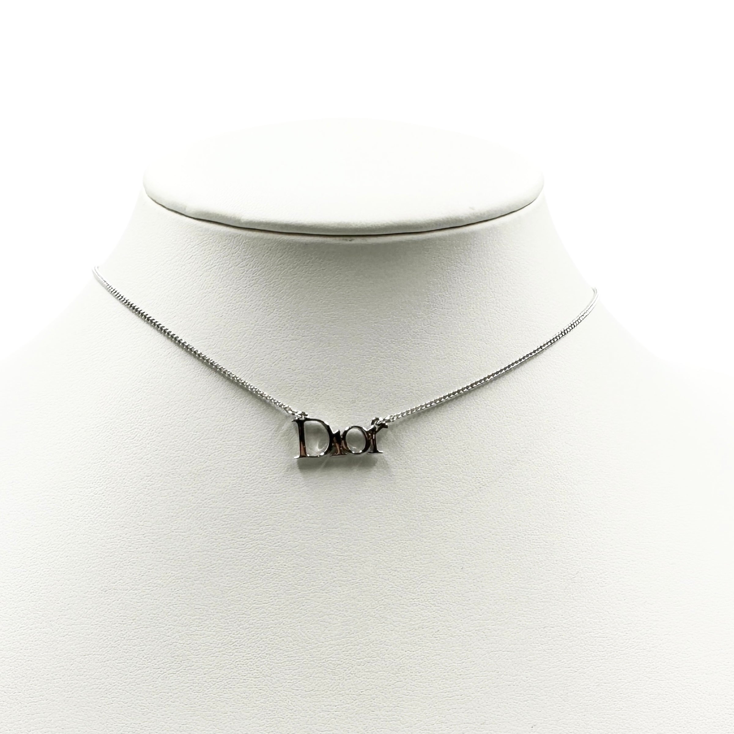 Christian Dior ディオール ネックレス ロゴ