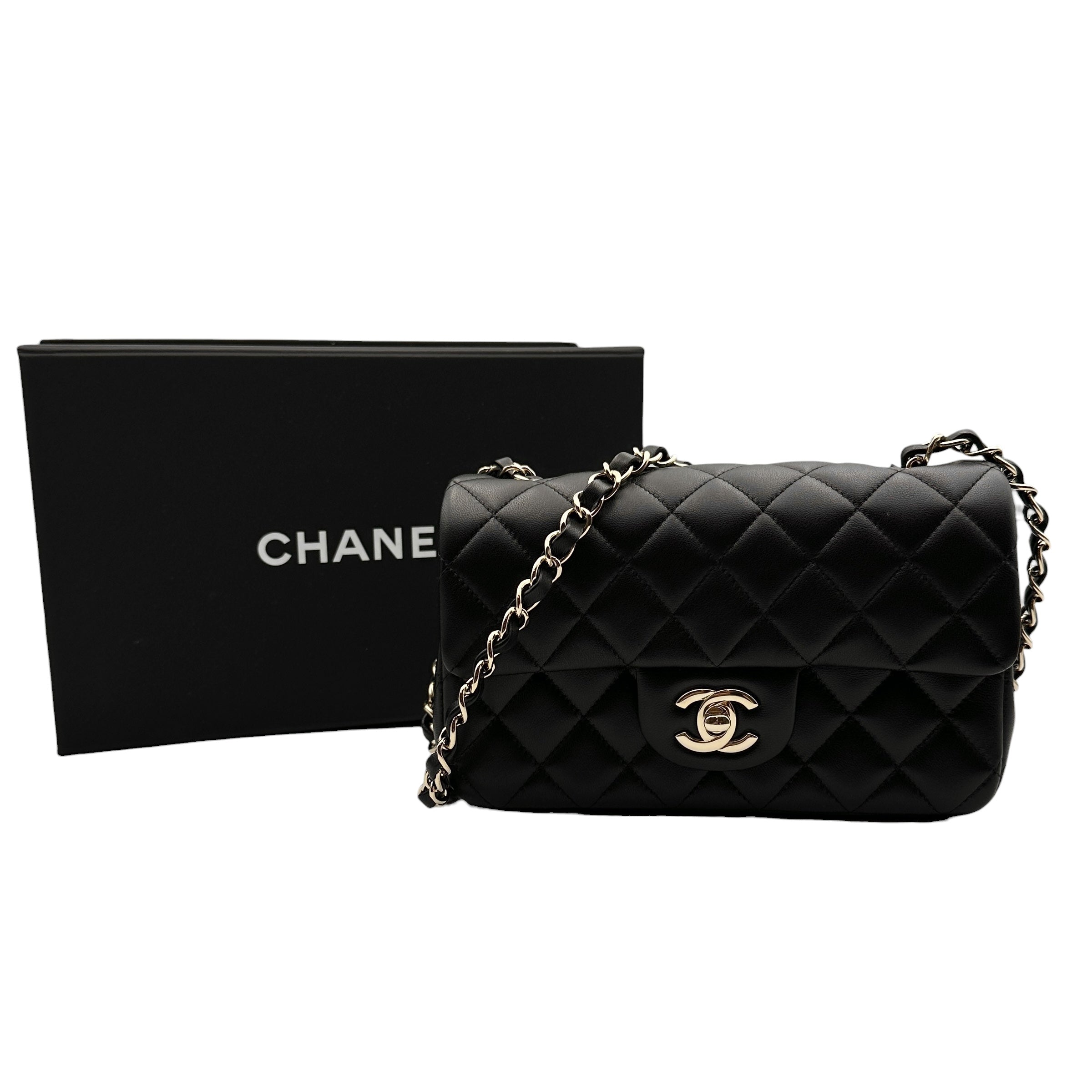 CHANEL シャネル マトラッセ20 チェーンショルダーバッグ